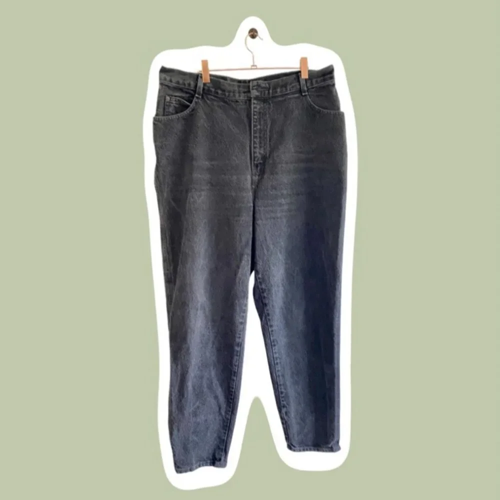 Black - Tapered Leg - Relaxed Fit - High Waisted - Gitano Mom Jeans - Picture 1 of 5